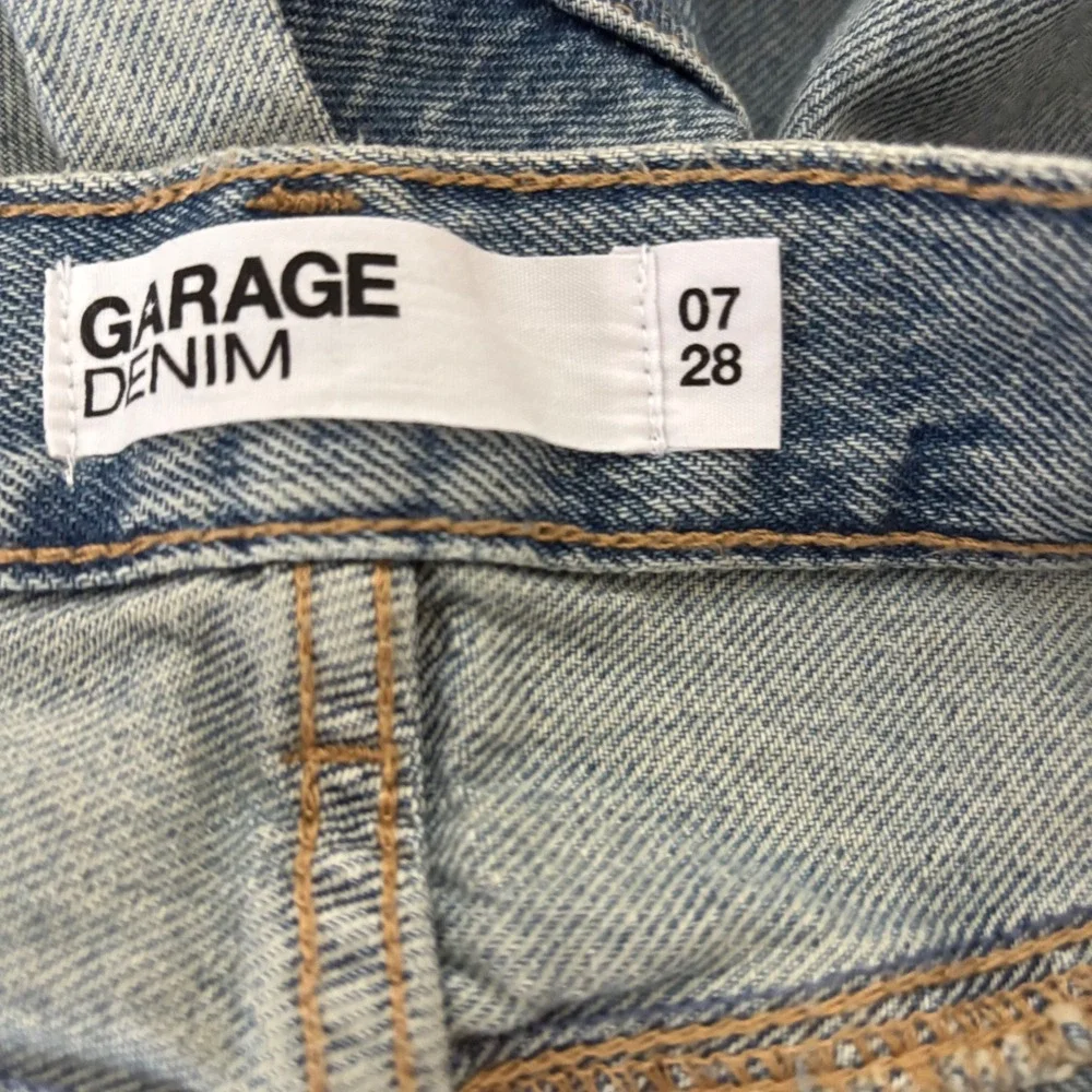 Garage low rise